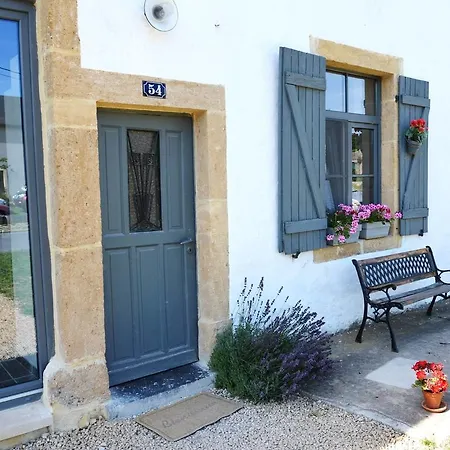 La Fontaine De Martue Vakantiehuis Lacuisine